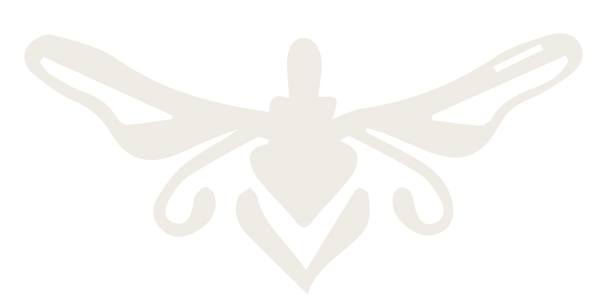 The Charmer Bee Co. logo